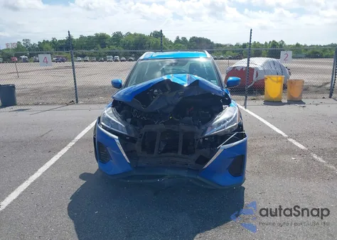 2021 Nissan Kicks Sv Xtronic Cvt z USA, uszkodzony, nr VIN 3N1CP5CV5ML518761